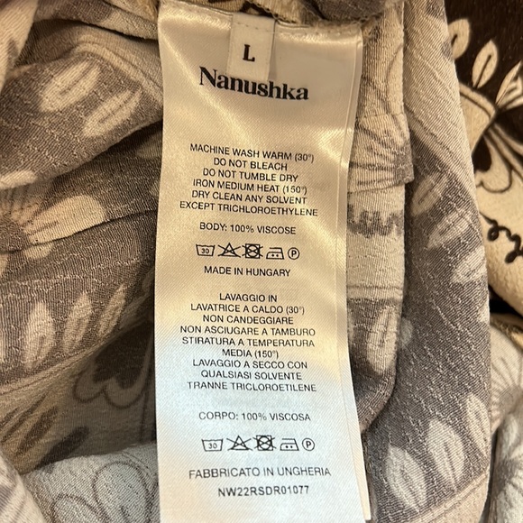 Nanushka V-Neck Floral Allover Floral Printed Shirt Retro Flower Power Styled - Picture 10 of 15